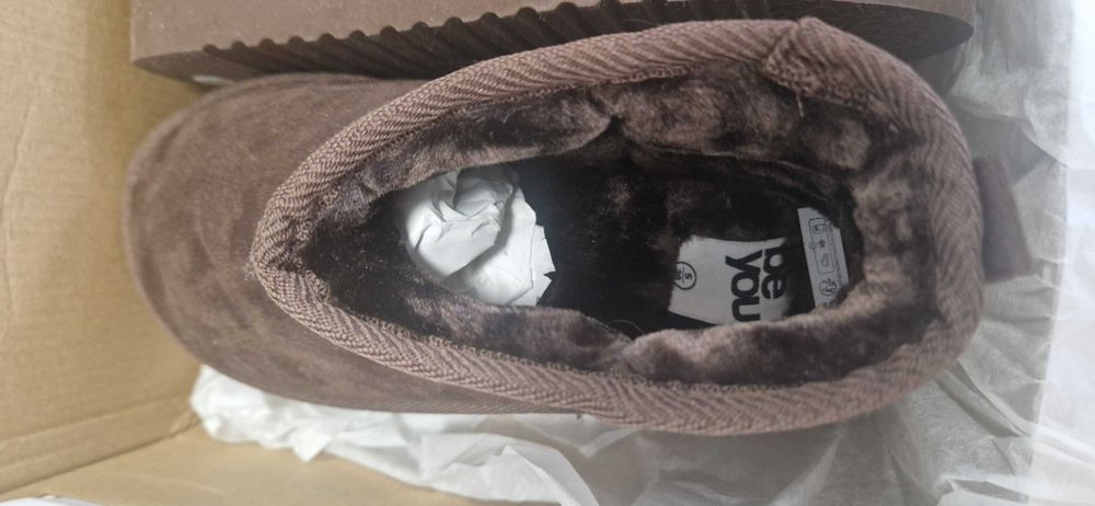 Ботуши UGG нови зимни