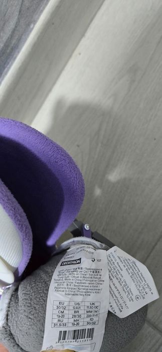 Vând patine reglabile