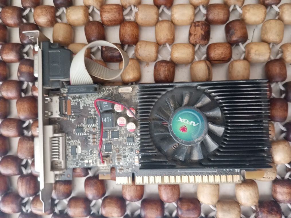 Видеокарт dd3 GTX