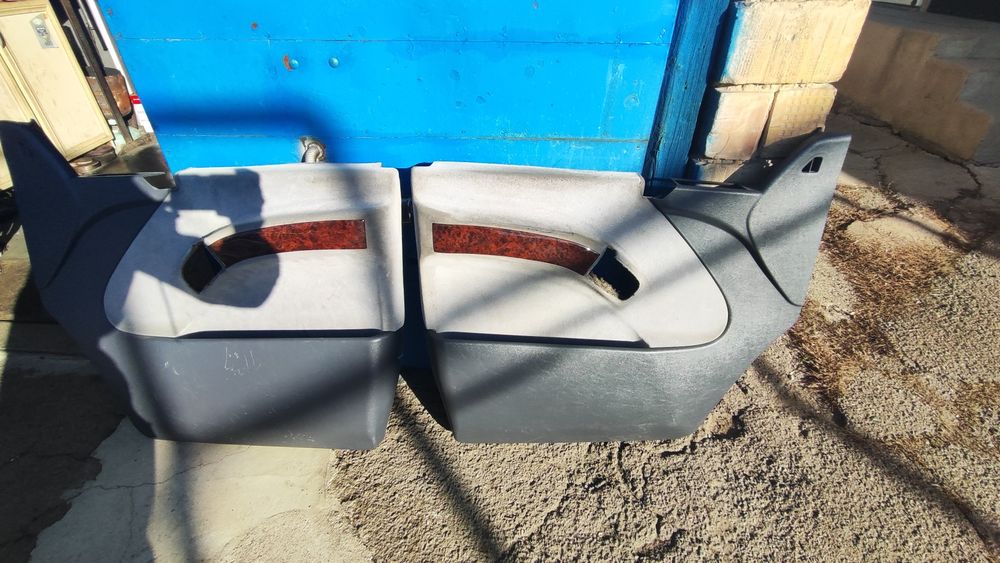 Продам общивки Мерседес Вито 638