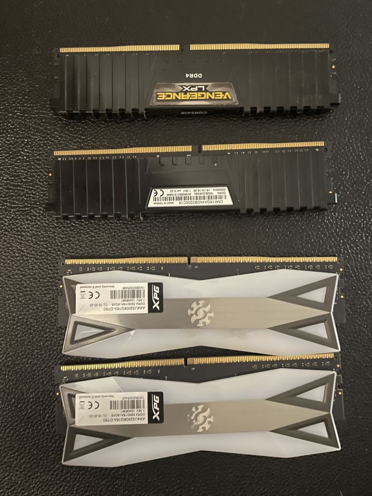 Рам памет DDR4 3200 4 х 8GB