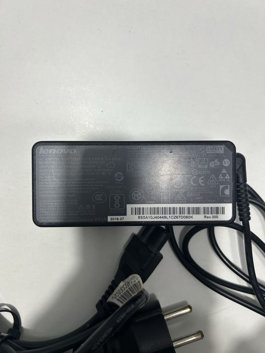 Laptop Lenovo pentru dezmembrari