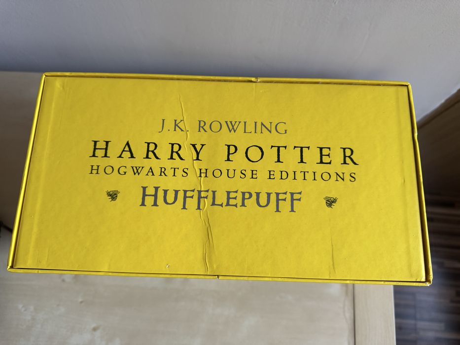 Carti Harry Potter box set house edition Hufflepuff