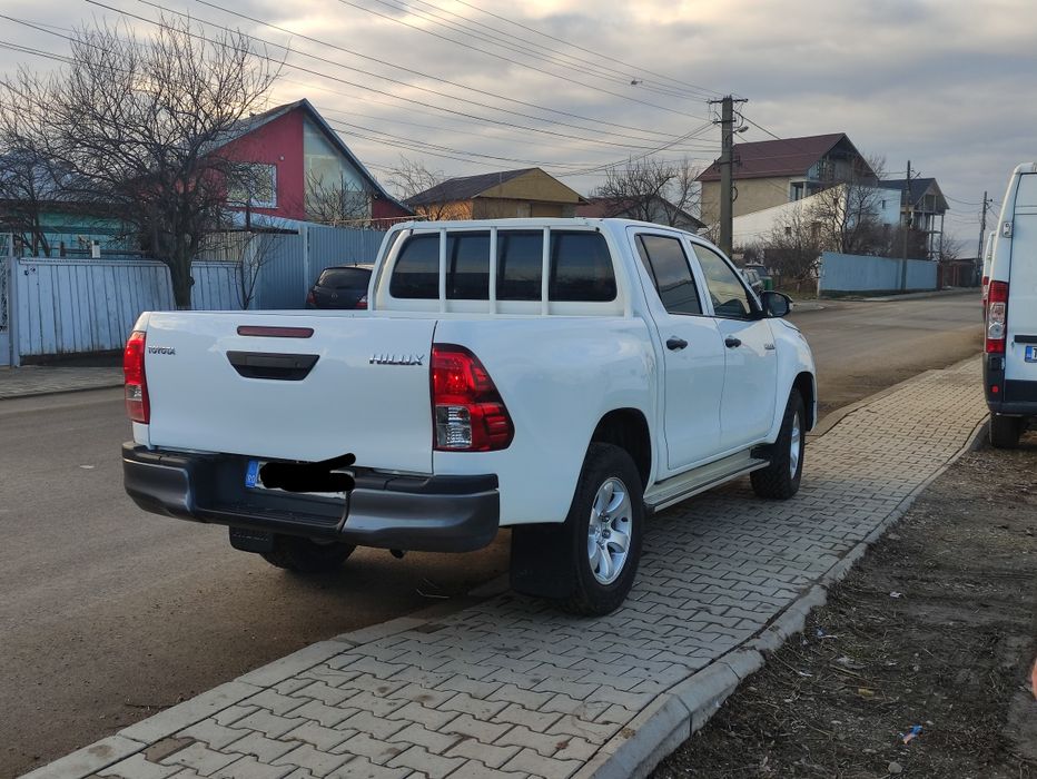 Toyota hilux 2017 , motor 9000 km.