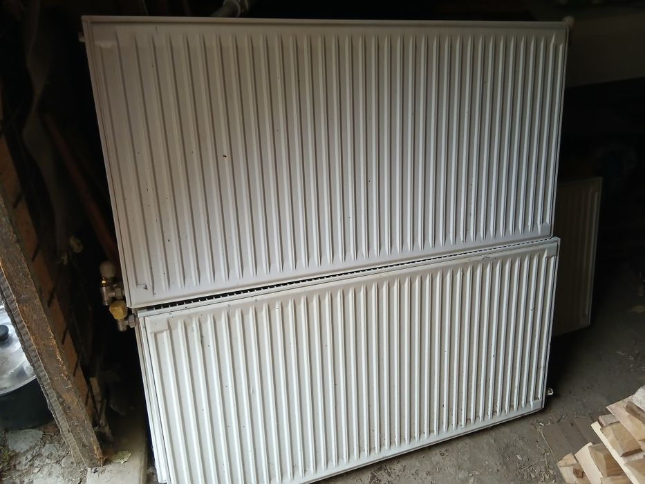 Vând centrala termica  ARISTON PREMIUM 24 EU2