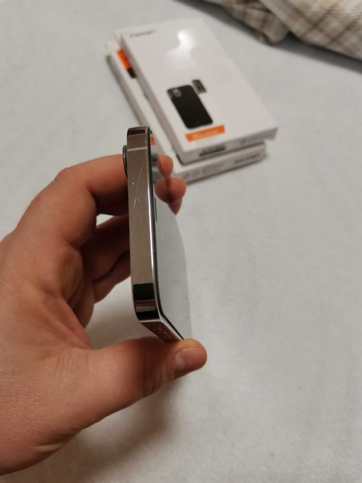 Iphone 12 Pro бял