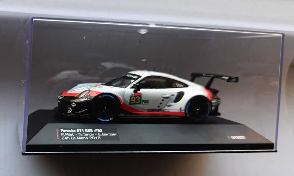 Macheta Porsche 911 RSR #93 Le Mans 2018 - IXO Premium 1/43