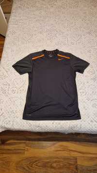 Nike Dri-Fit T-Shirt M