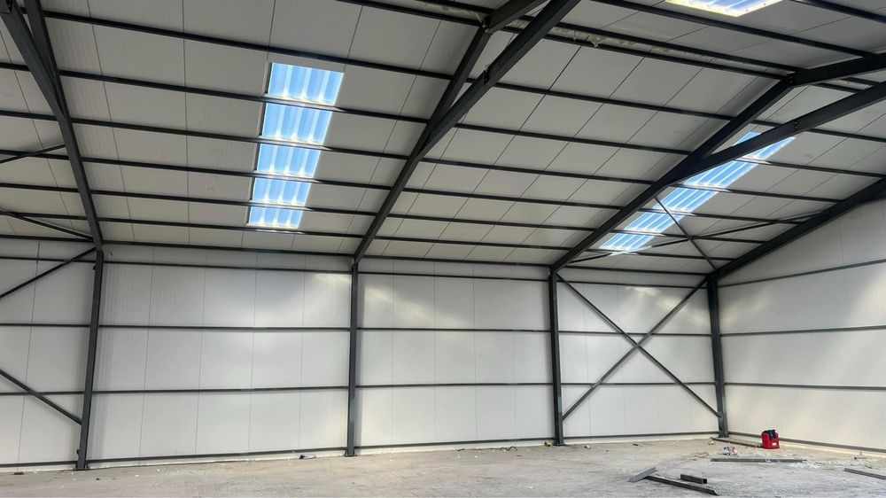 Vând structura metalica  10x12