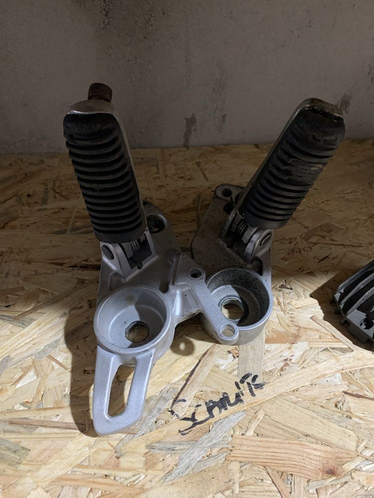 Scarite fata yamaha mt03 2007