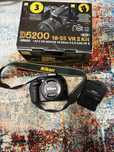 Nikon D5200 + obiectiv 18-55mm VR II, kit complet