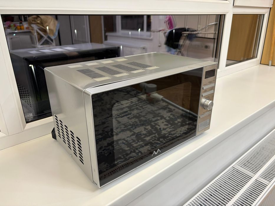 Продам микроволновку AVA