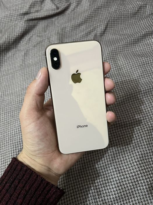 iPhone xs 256GB Gold