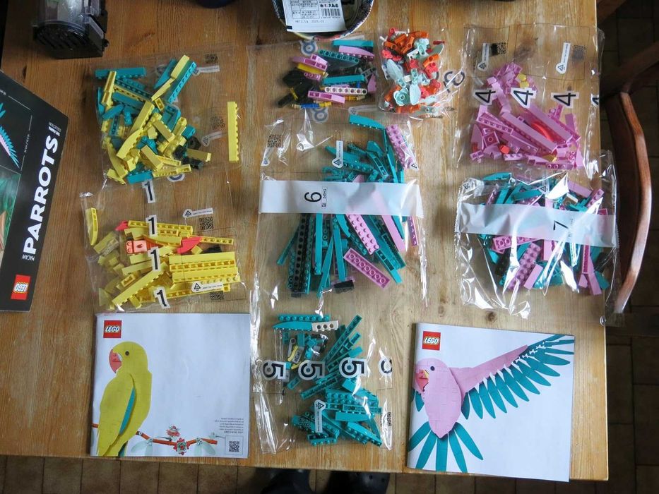 LEGO Art The Fauna Collection, папагали ара, конструктор за сглобяване