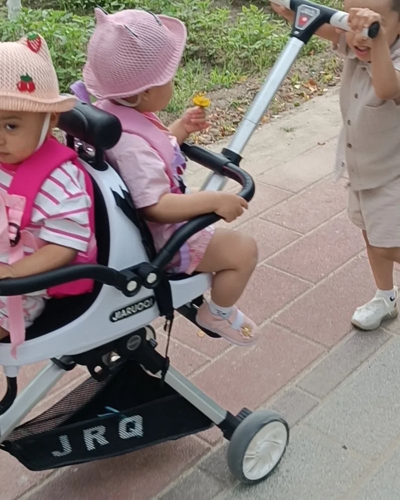 Kalyaska s dvux mestniy
