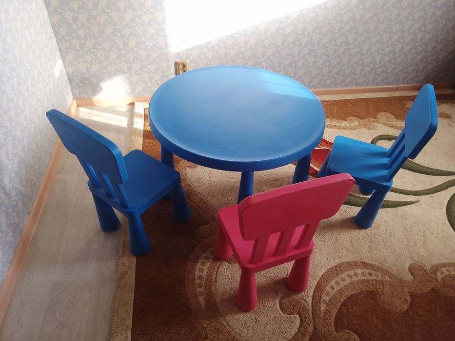 Икея ikea оригинал, стол и три стула