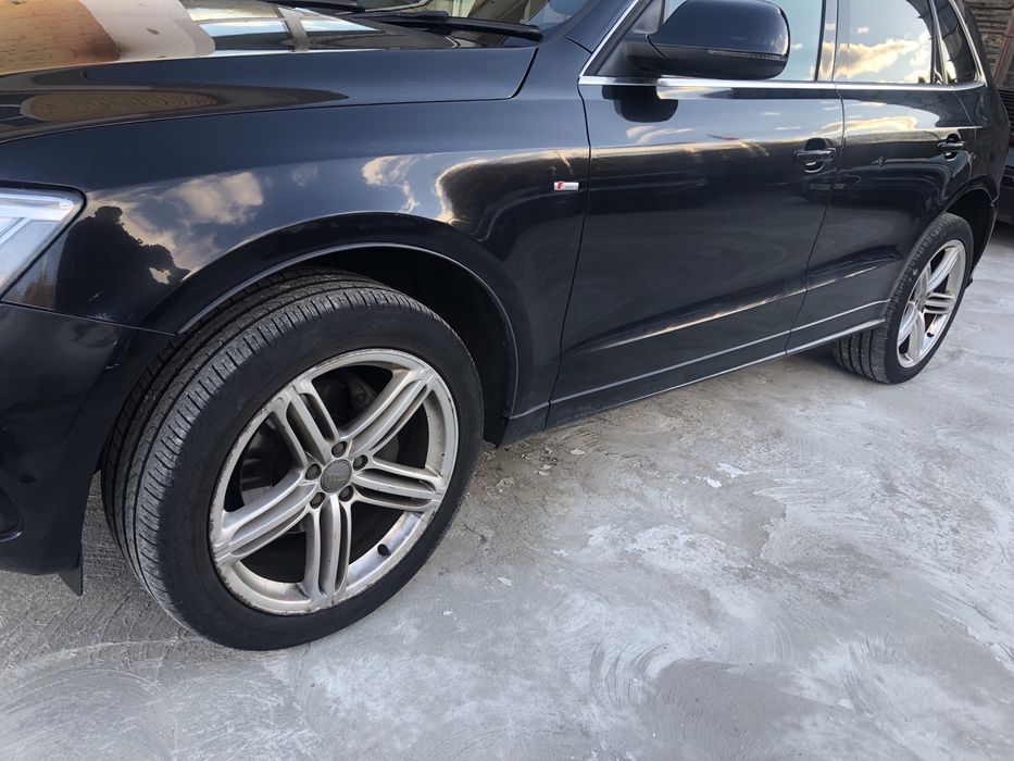 Haion,Usa stanga/dreapta/fata/spate,aripa spate,prag. Audi Q5 8R. LZ9Y