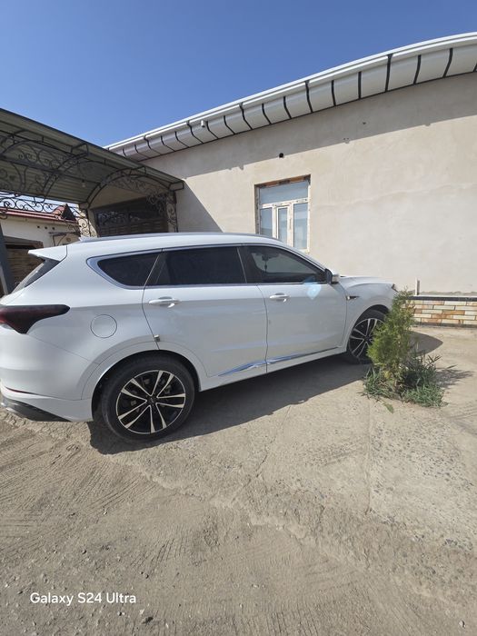 Машини холати зур,факат миниш керак