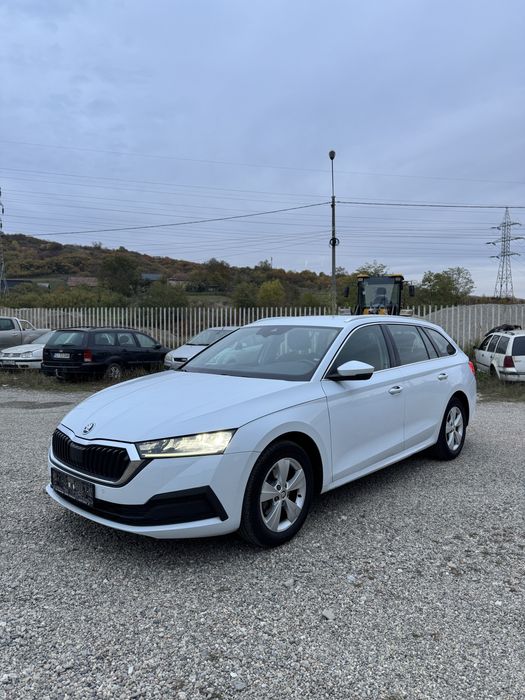 Skoda Octavia 2021 Camera, Distronic Virtual Cockpit