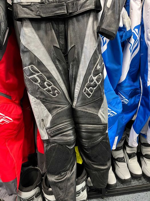 Дамски кожен мото екип IXS RAPTOR ,38-М,2 части,всички протектори