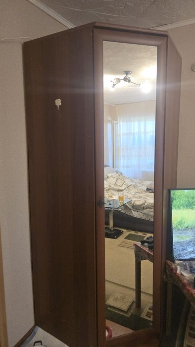 Отдам даром шкаф. Самовывоз