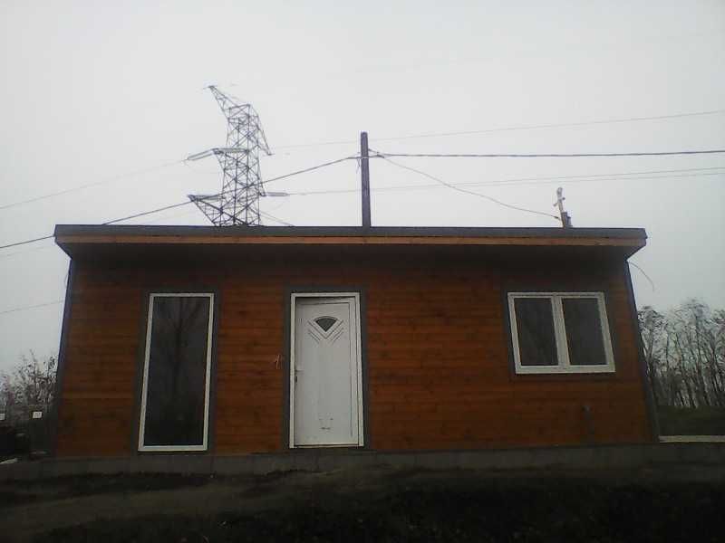 Vand casa din lemn