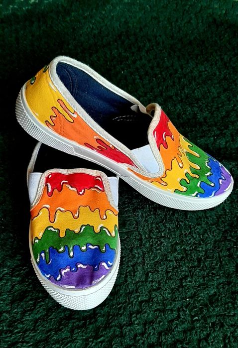 Ръчно рисувани обувки Stranger things, hotel transylvania