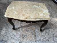 Мраморна маса , дърворезба
