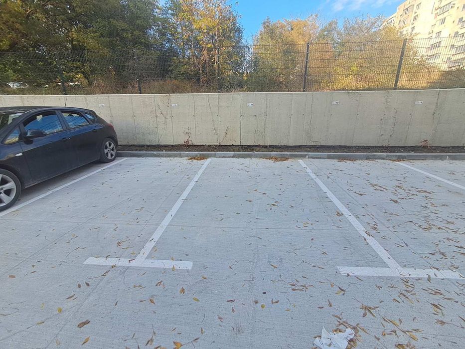 Паркомясто под наем