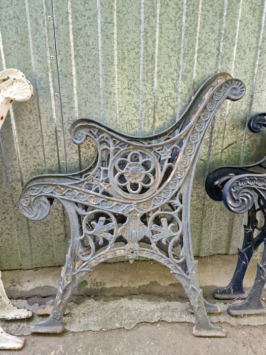 Picioare banca ornamentale din fonta, lemn