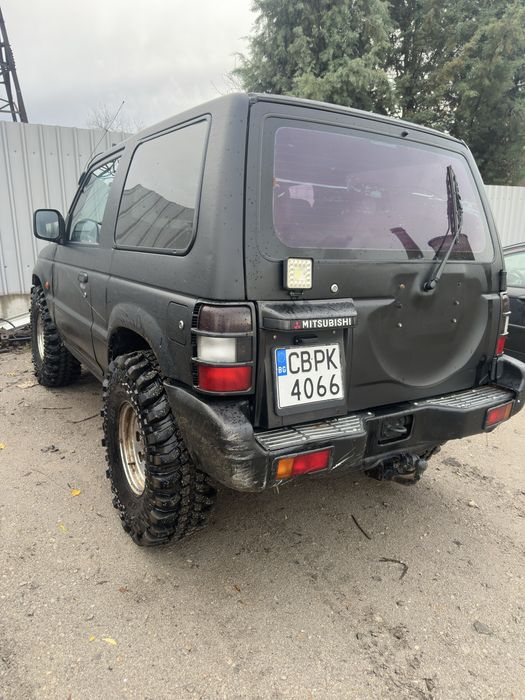 Мицубиши Паджеро 2 2.5