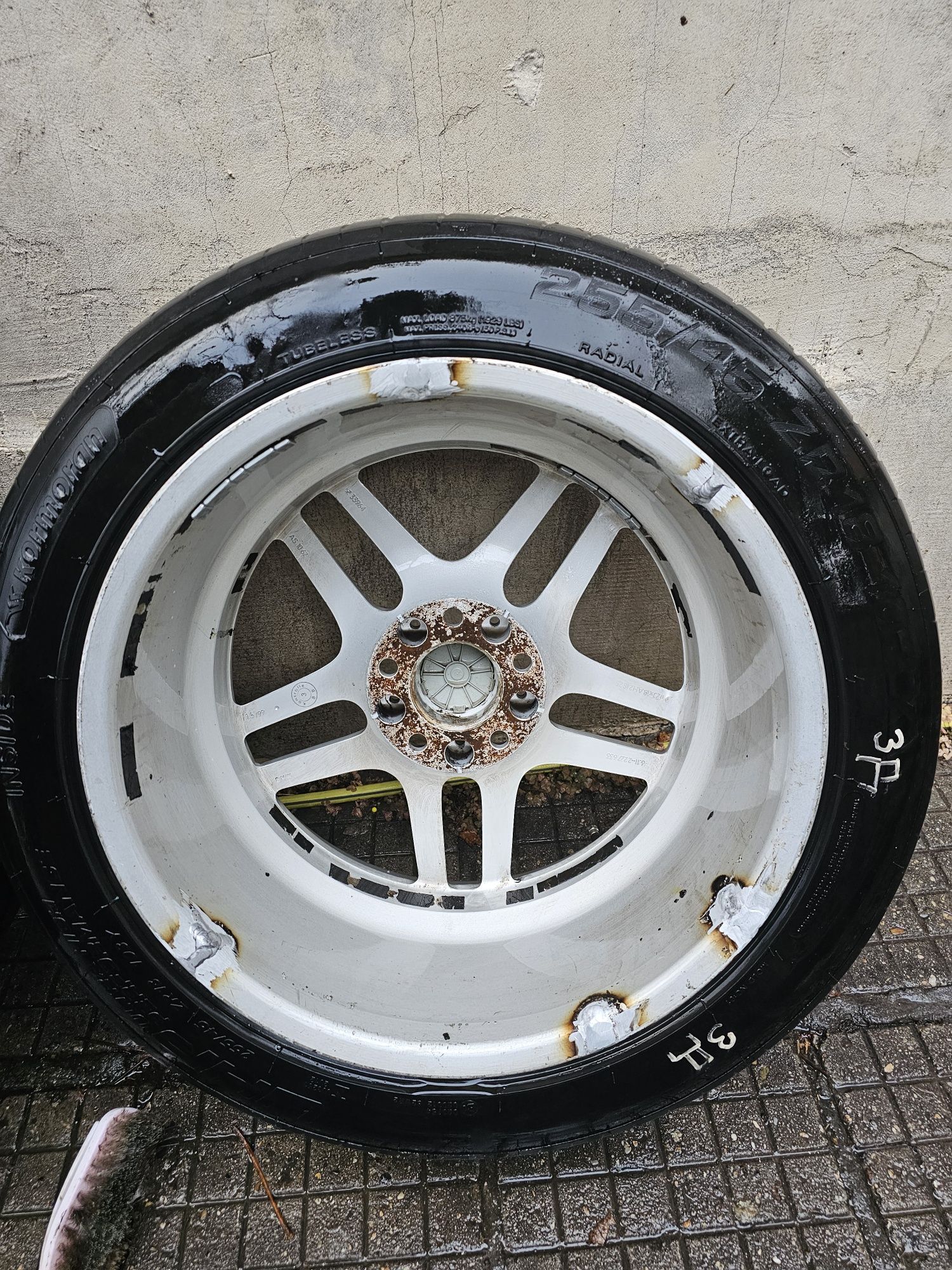 ОРИГИНАЛНИ Style 37 M parallel 18 джанти с нови гуми