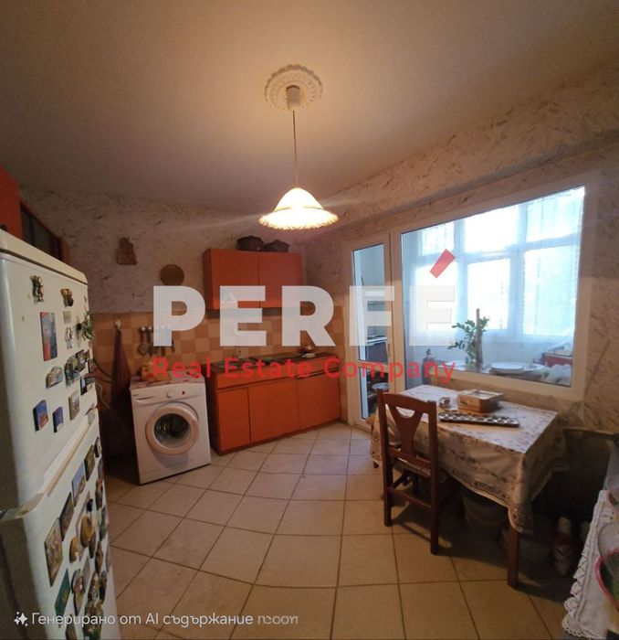 Продава се Тристаен апартамент в Бургас, Славейков - 90 кв.м за 1778 €/кв.м - Снимка #1