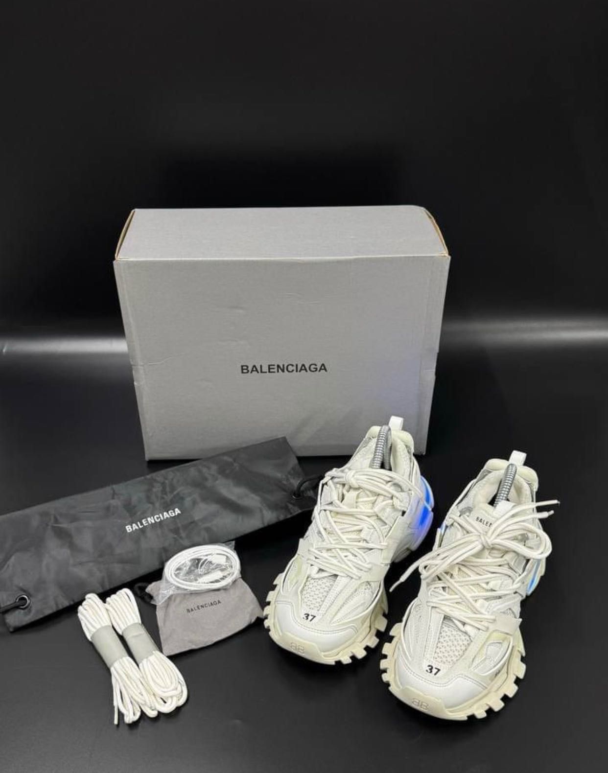 Balenciaga Track Налични от 36 до 45. Чисто нови !!!