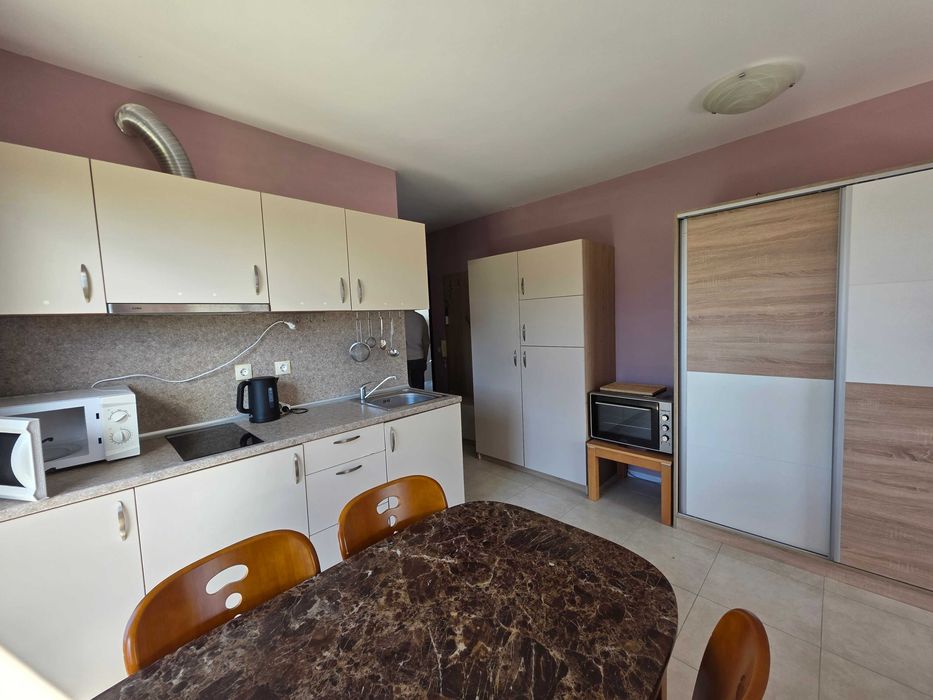 Продава се Двустаен апартамент в к.к. Слънчев бряг - 66 кв.м за 1137 €/кв.м - Снимка #1