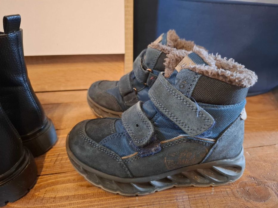 Детски обувки и ботушки