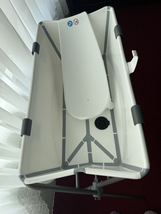 Вана Stokke за къпане на новородено