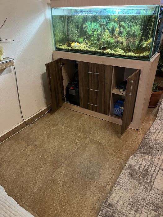 Аквариум 200литра