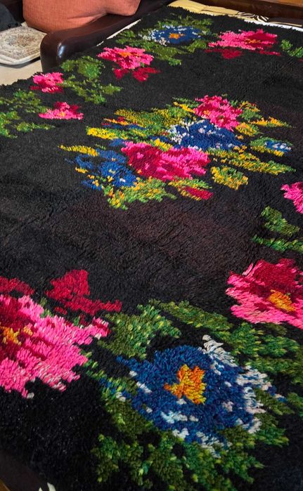 Китеници,  ръчна изработка 4 бр. по 80 лв. бр.