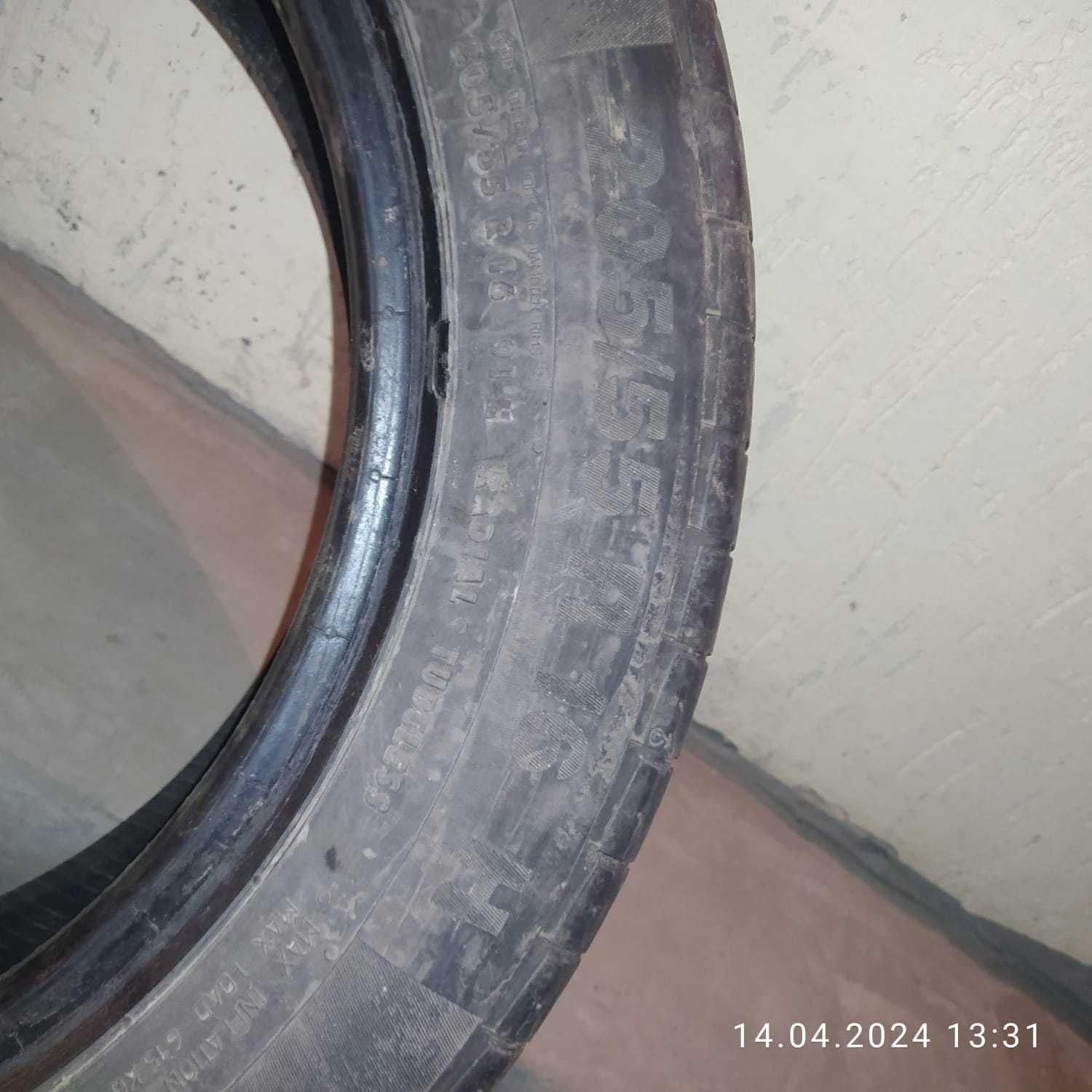 Шины Continental Premium Contact. 205/55R16.Б/у. Летние.