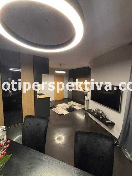 Продава се Многостаен апартамент в Пловдив, Кършияка - 153 кв.м за 2500 €/кв.м - Снимка #2