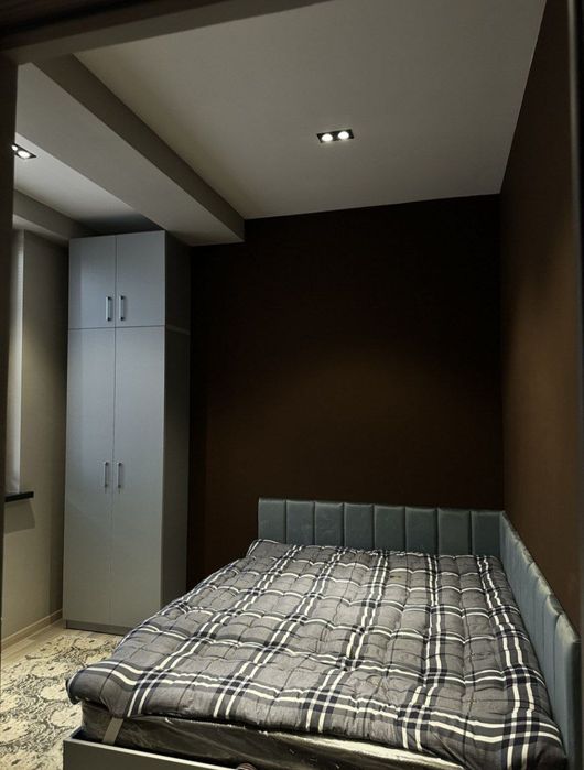 Продаётся квартира 2/2/5 Фархадский базар , качественный евроремонт