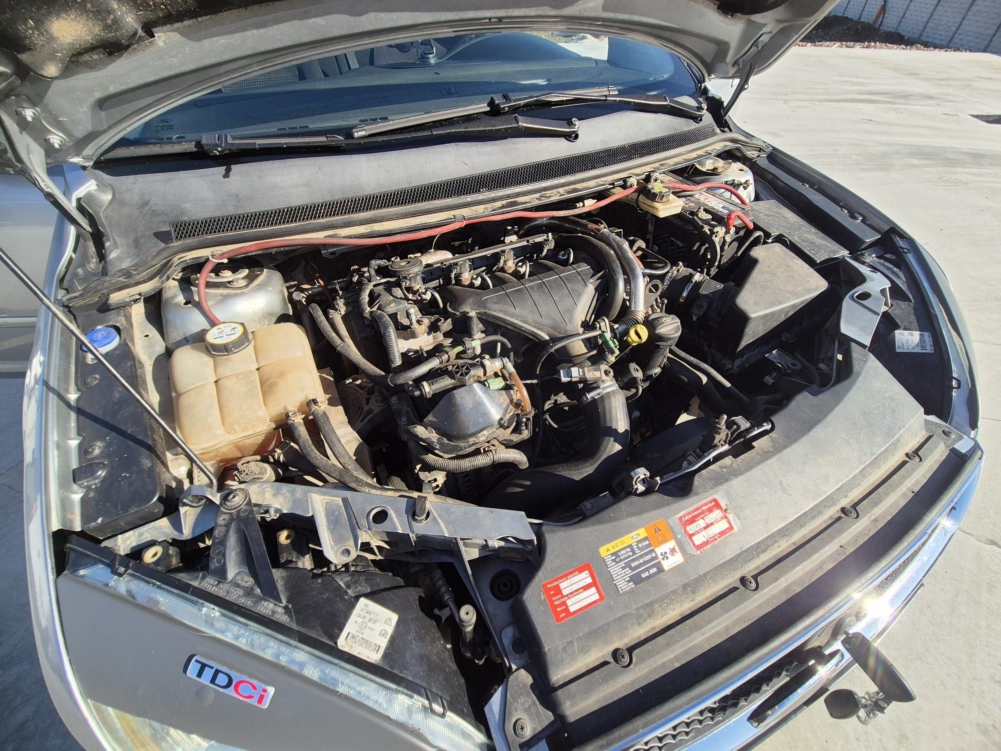 Vând Ford Focus mk2 2.0 TDCI