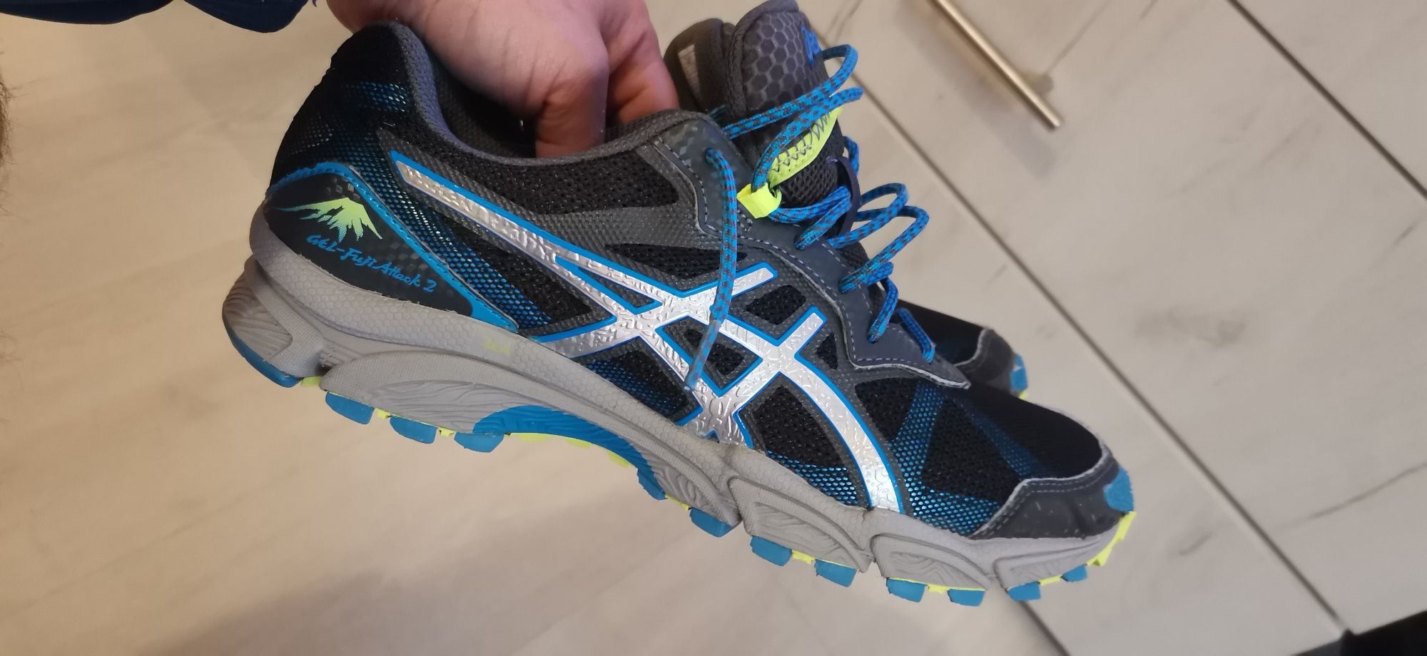 Adidași Asics 41