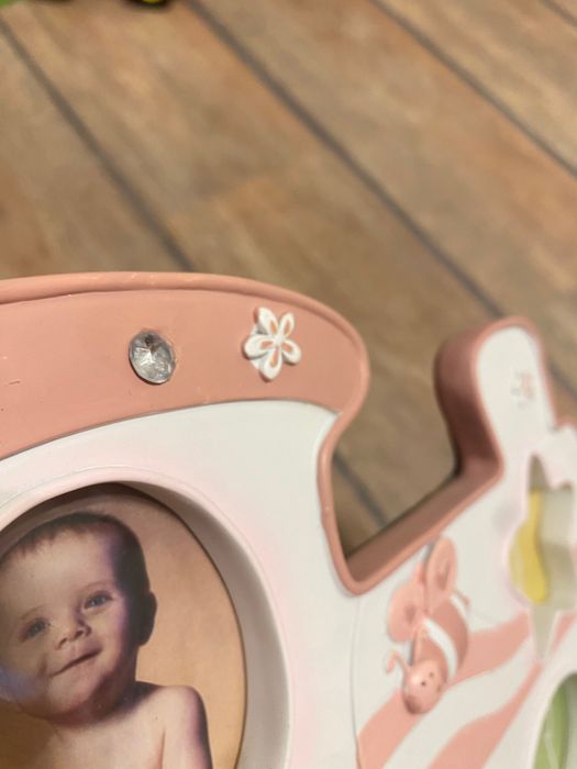 Vand două rame foto bebeluși-copii