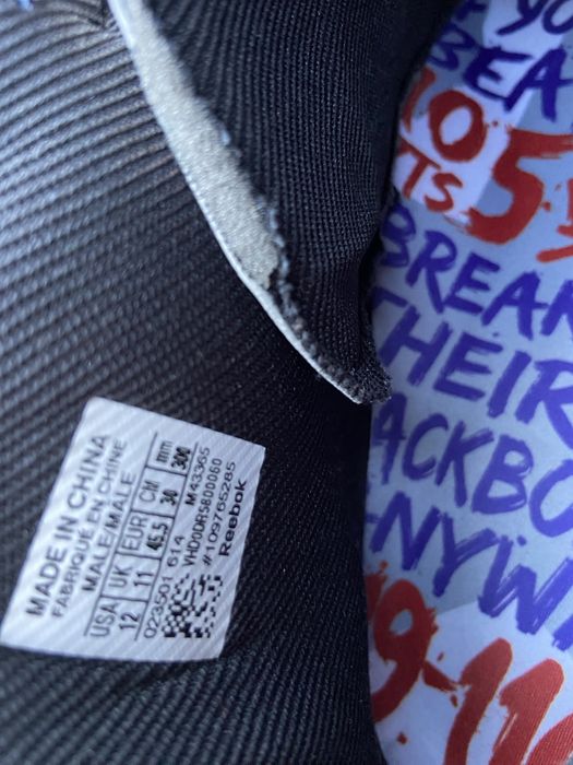 Маратонки Reebok clasik pump Shakue attck