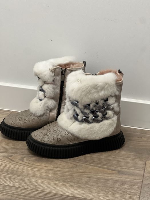 Зимние ботинки для девочки