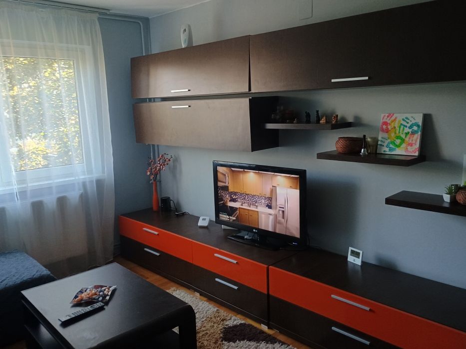 Apartament 3 camere, zona calea  Romanilor, Boul Rosu