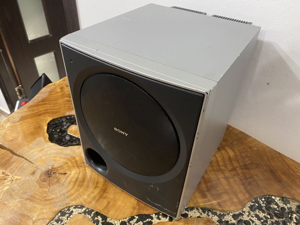 Subwoofer sony .