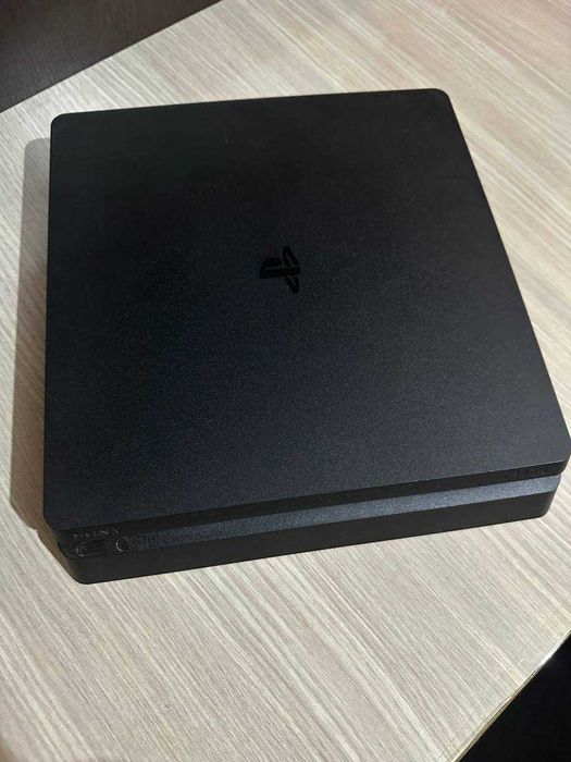 PlayStation 4 Slim. Без прошивки